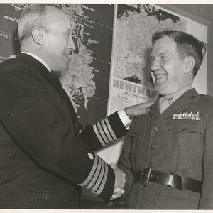 WWII U.S. Army Publicity Photo Feature Actor Andy Devine (Pilot Trainer) 8 x 10